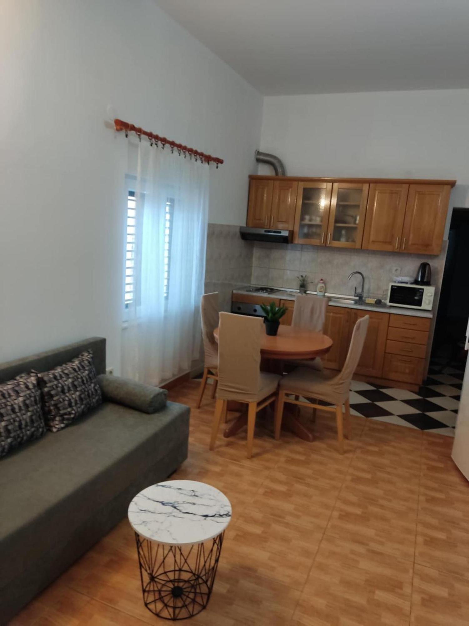 Apartments Ivana Lovište エクステリア 写真