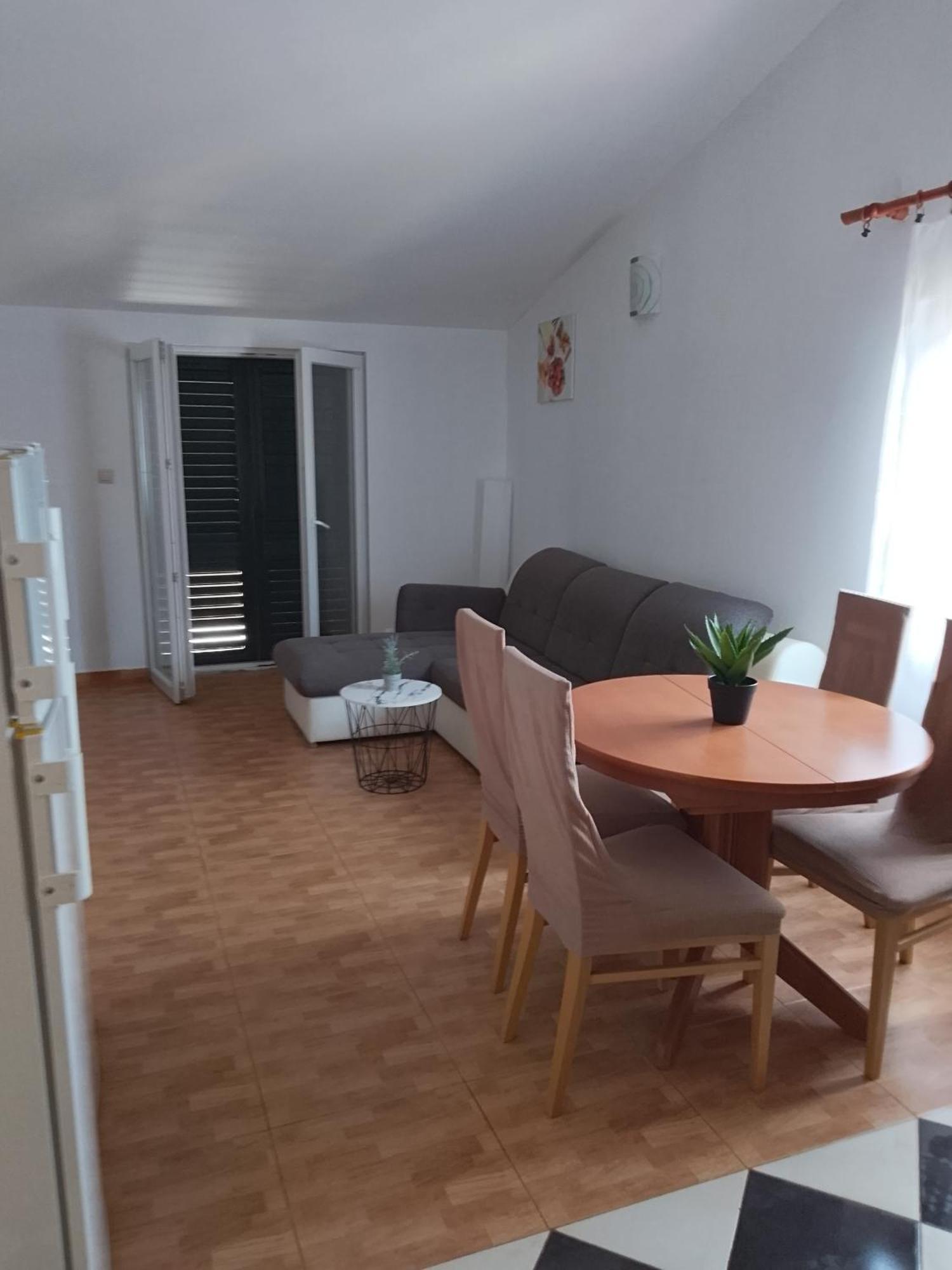 Apartments Ivana Lovište エクステリア 写真